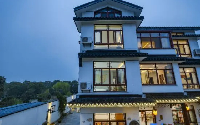 Taihu Easy Stay Lakeside · Front Lakeview Designer Family-Friendly Holiday Villa – Exterior – Suzhou