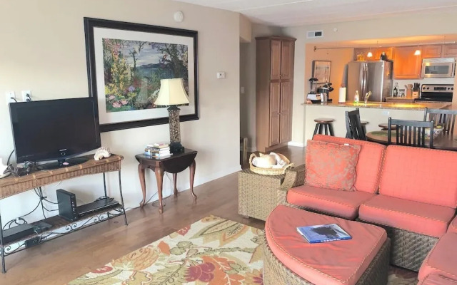 Collins Avenue 100 #309