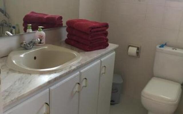 Spectacular 3 Bed Apartment