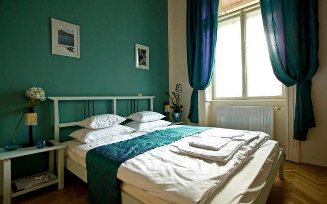 Budapest Rooms Bed and Breakfast