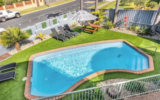 The Palms Apartments