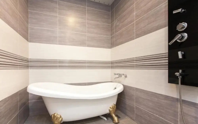 Professor's House 2198