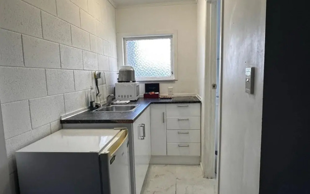 Abbey Travel Lodge Motel