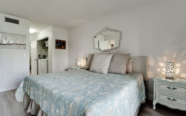 Runaway Bay 122 - 1715310