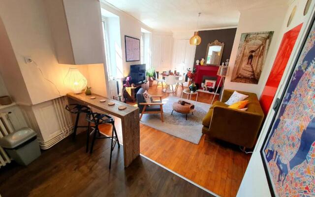 L'EXPO - Hypercentre - Atypique - 1 chambre