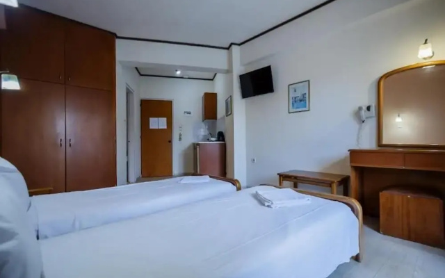 Vivian Hotel