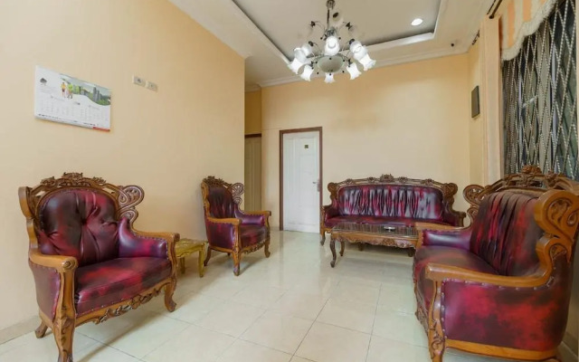 Graha Aditya by RedDoorz