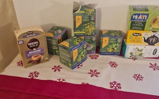 Pink Flowers Suites Women Only