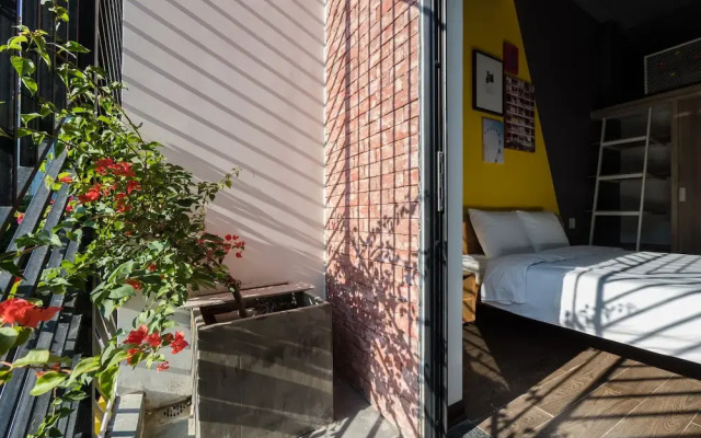 Wings House - Hostel