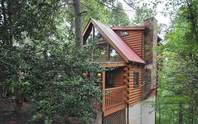 Secluded Sweetheart Escape