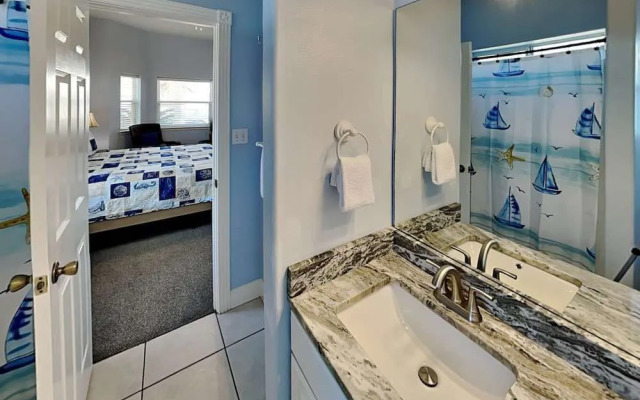 Rs134- Coastal Cutie