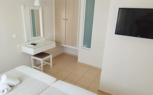 Blue Sky Apartments Malia