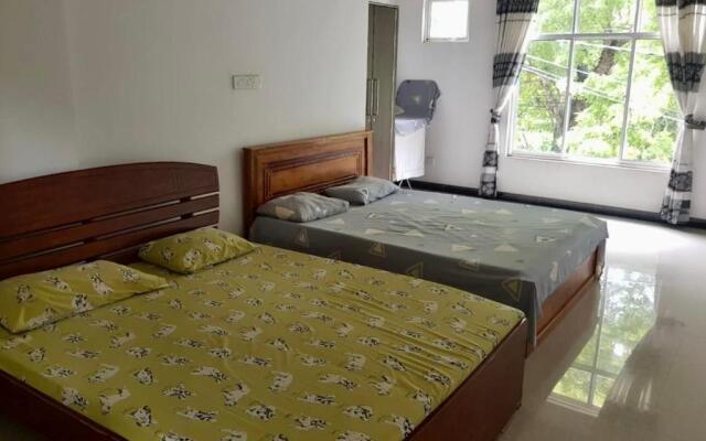 Lovely 2 Bedroom Apartment (With Bathroom& Kitchen)