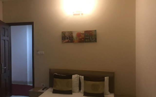 Victoria Hotel by OYO Rooms