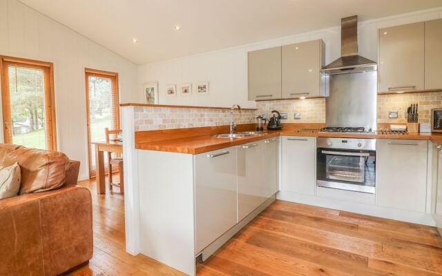 10 Water'S Edge, Looe