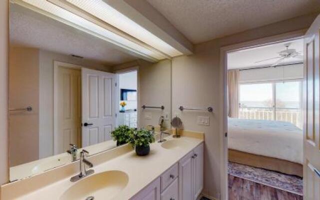 Windsor Court South by RedAwning