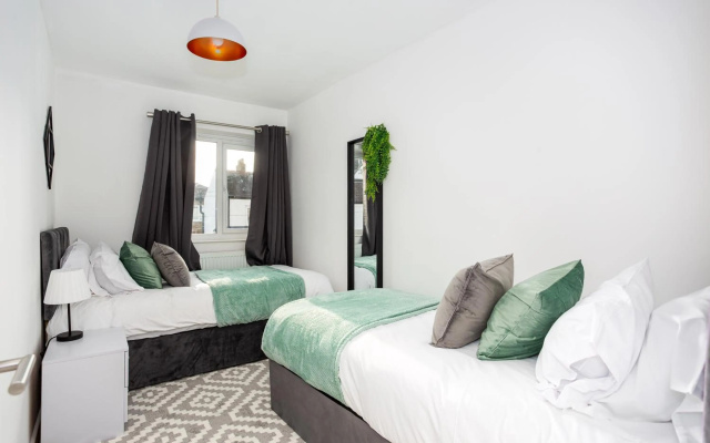 Hamlet Mews by Sorted Stay