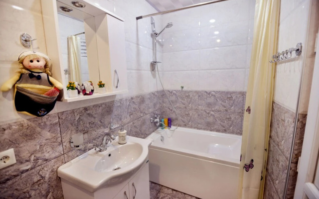 Apartment on Kotetishvili 4 ap 3