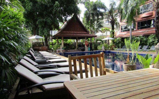 Nova Park Hotel Pattaya