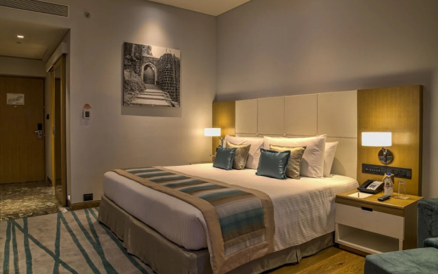 Gateway Nashik