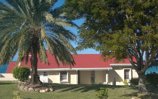 Mahogany Tree Villas