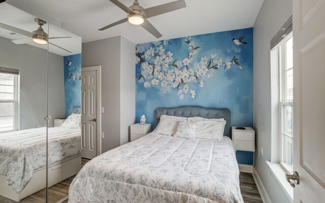 Bright Houston Retreat - 8 Mi to Downtown