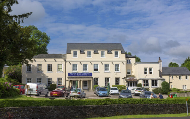 Newby Bridge Hotel