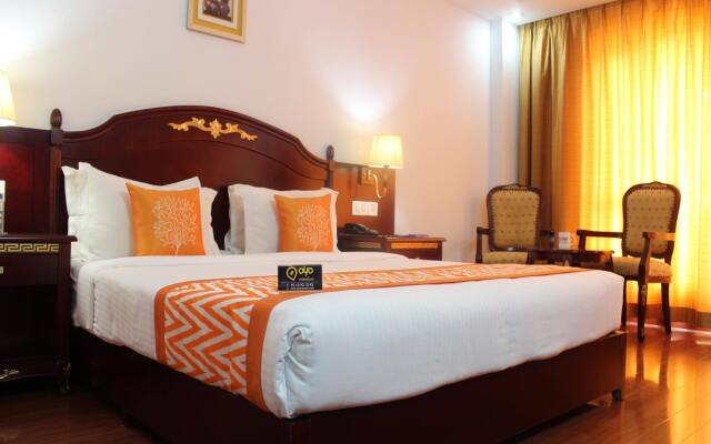 OYO Premium Navalur Hubli