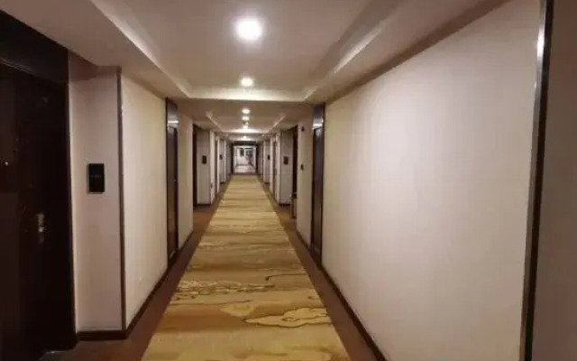 GreenTree Inn (Wuxi East High-speed Railway Station, Xidong New City)