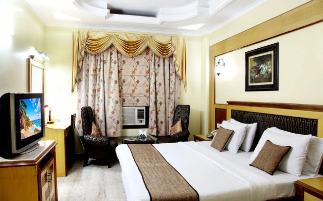 Hotel TJS Royale