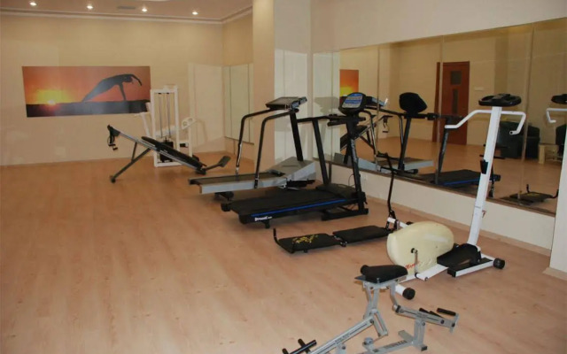 Grand Isias Hotel