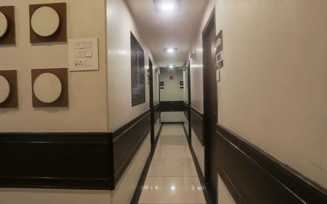 OYO 4186 Hotel Oyster