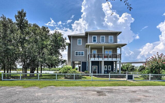 Secluded Seabrook Waterfront Home w/ Patio!