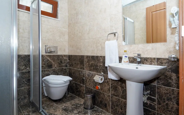 Akyaka Nehir Butik Otel