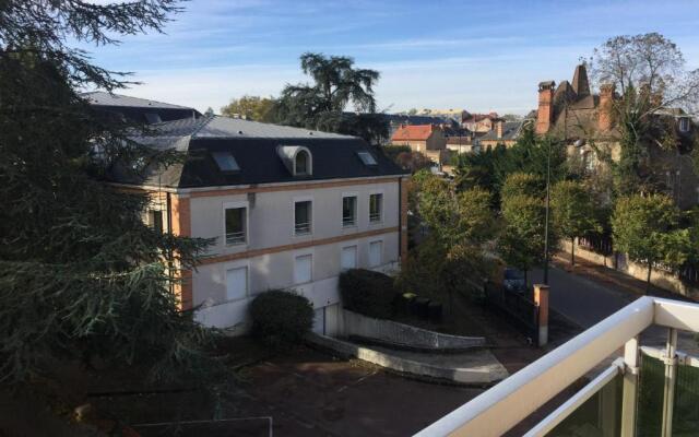 CHAMBRE a louer vue sur seine
