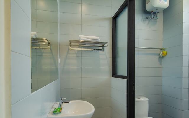 ZEN Rooms Basic Kupang Baru