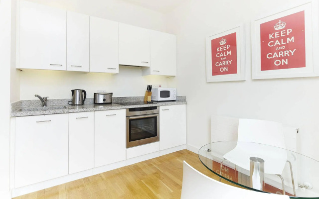 Fran Apartments