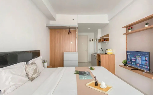 Basic Look Studio Near Bekasi Station At Patraland Urbano Apartment