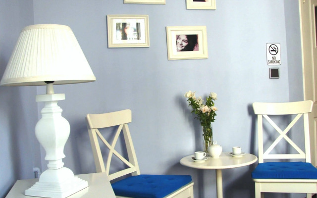 Chmielna Guest House