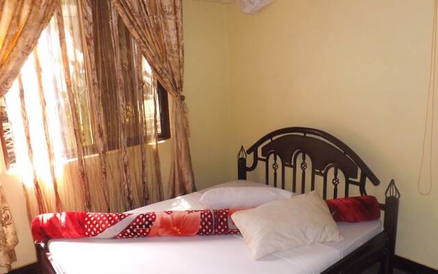 Oneira Hotel