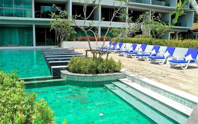 The Ark Karon 1 bedroom Apartment Pool Level