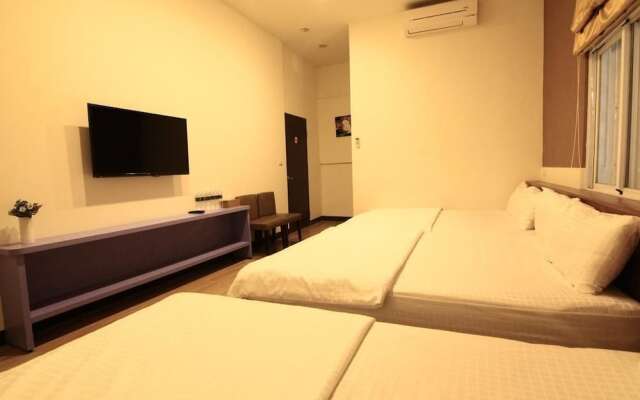 Home Sweet Beach Hotel