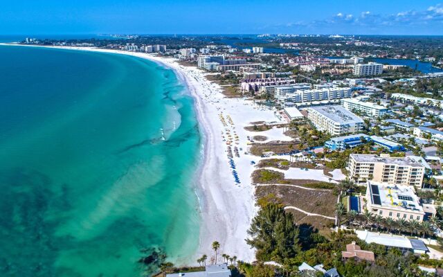 Comfort Suites Sarasota - Siesta Key