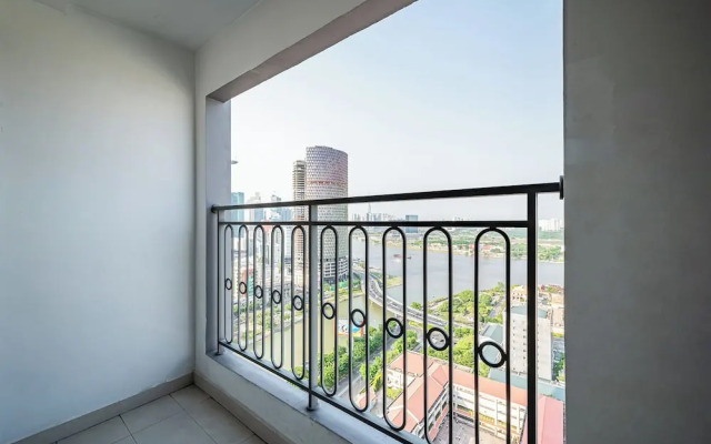 Vera Apartments - Saigon Royal Residence