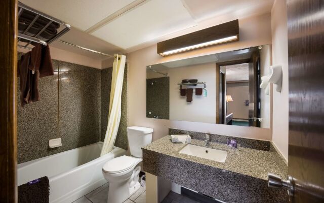 Travelodge by Wyndham Oakley