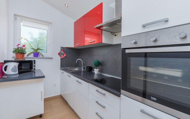Stunning Home in Fazana With Wifi and 2 Bedrooms