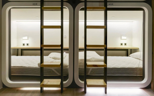 Taiwan Youth Hostel & Capsule Hostel