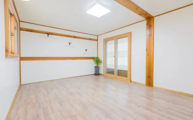 Seonamsan Hanok Pension
