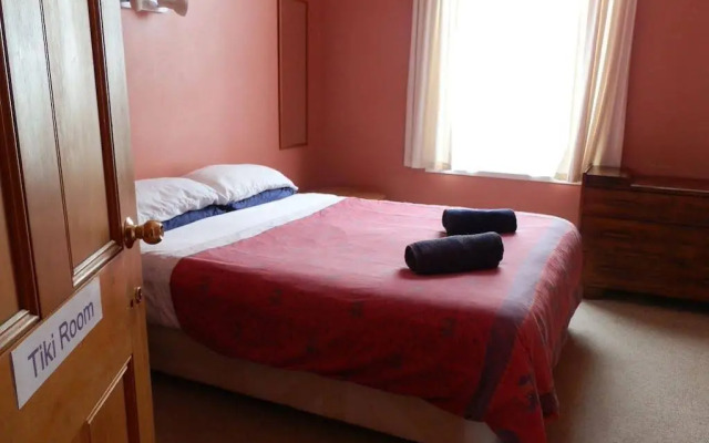 Bon Accord Backpackers