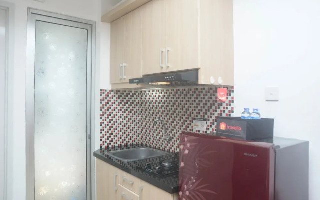Cozy And Nice 1Br Bassura City Apartment